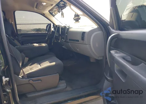 2011 Chevrolet Silverado 1500 Ls from USA, damaged, VIN 3GCPCREAXBG242966